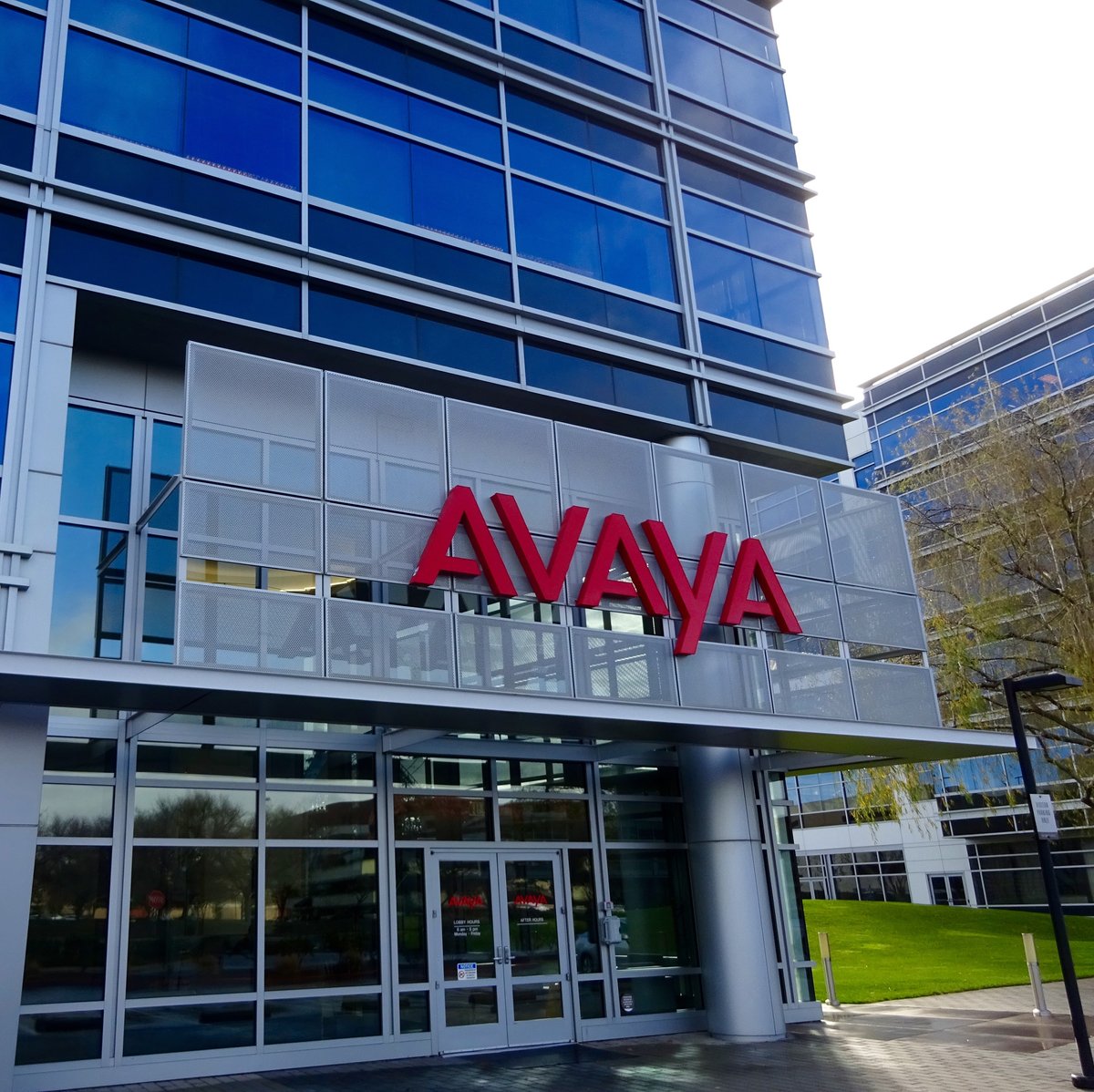 Avaya CEO To Get $6 Million Cash Award As Potential Bankruptcy Looms