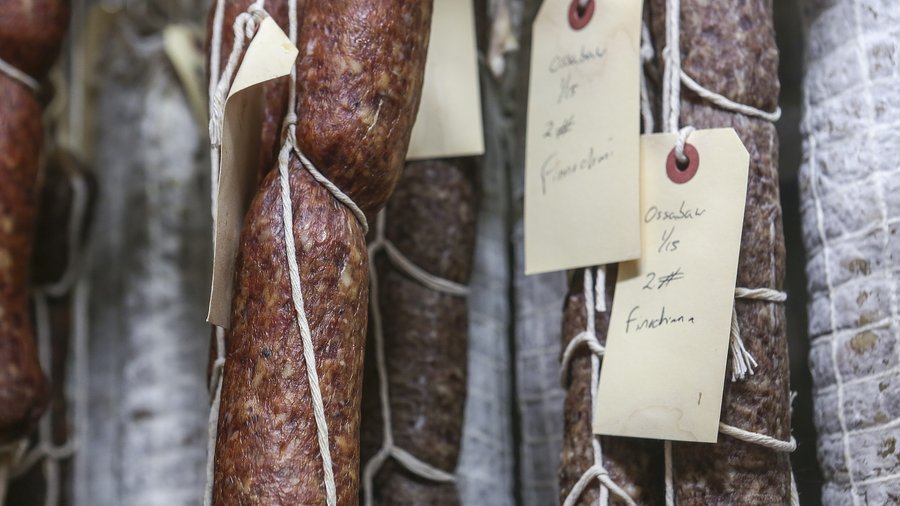 Bacon Bros. Public House reveals opening date for Sugar Land Town