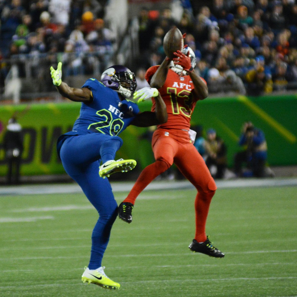 Hilton keeps Colts' Pro Bowl streak alive, Sports