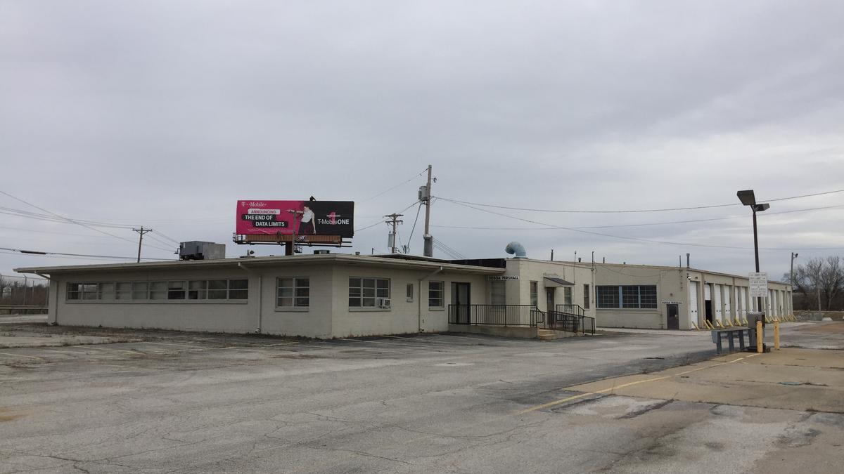 Trucking company buys Hazelwood building for $3.25 million - St. Louis Business Journal