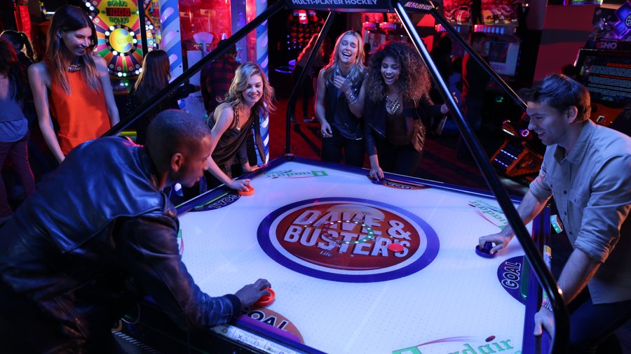 Dave & Buster's arcade and sports bar poised to locate at Hanes Mall in