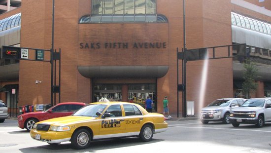 Saks Fifth Avenue permanently closing Cincinnati store