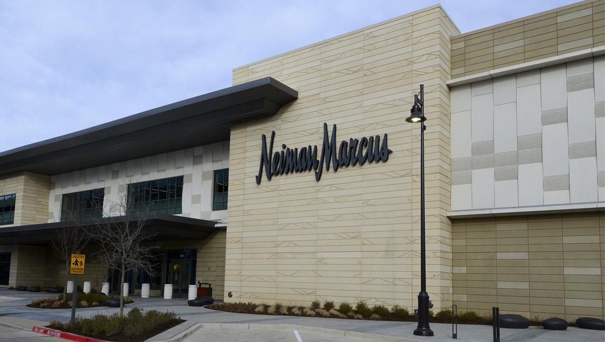 Neiman Marcus closes Last Call stores, puts two Texas distribution ...