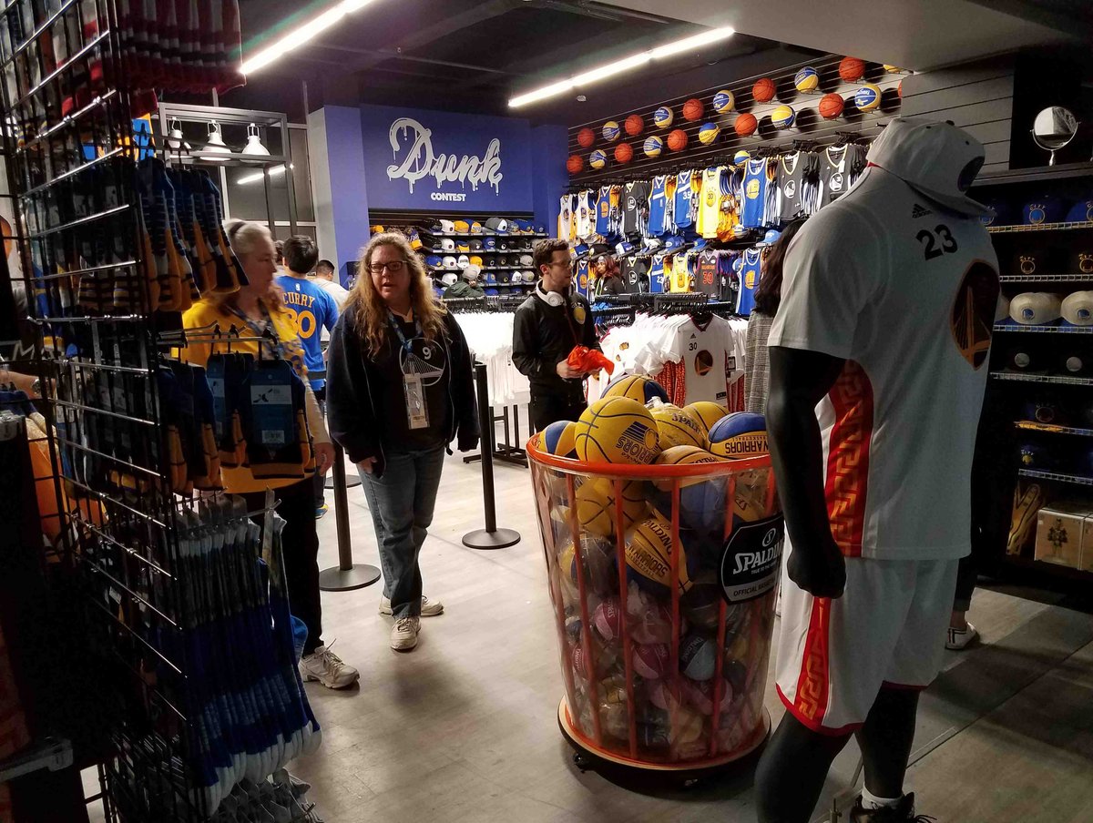 Warriors to Open Retail Store in Burlingame on Saturday, September
