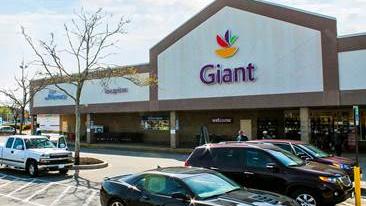 Giant-anchored Glen Burnie shopping 