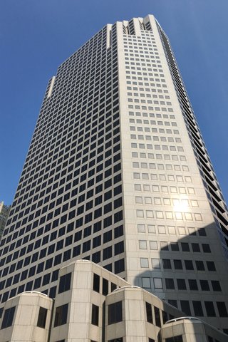 Default 'imminent' for AT&T office tower: Report - St. Louis Business ...