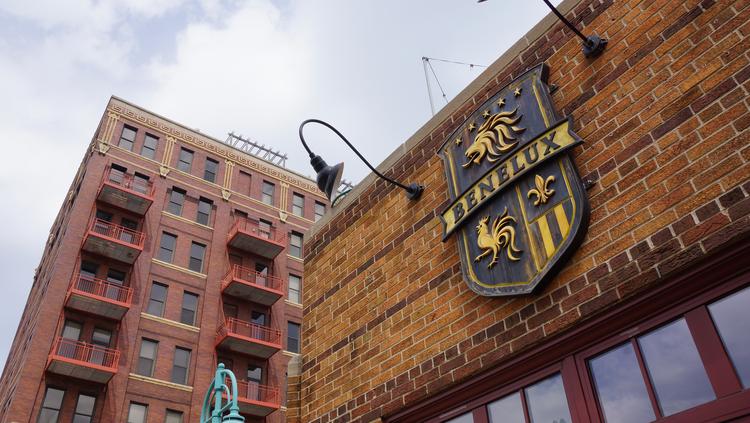 Some Restaurant Groups End Carry Out Delivery To Close Some Restaurant Groups End Carry Out