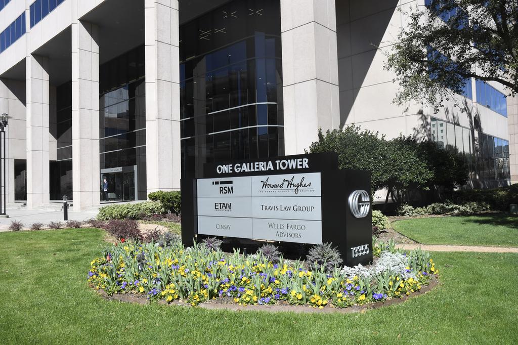 Dallas' Galleria office towers are up for grabs