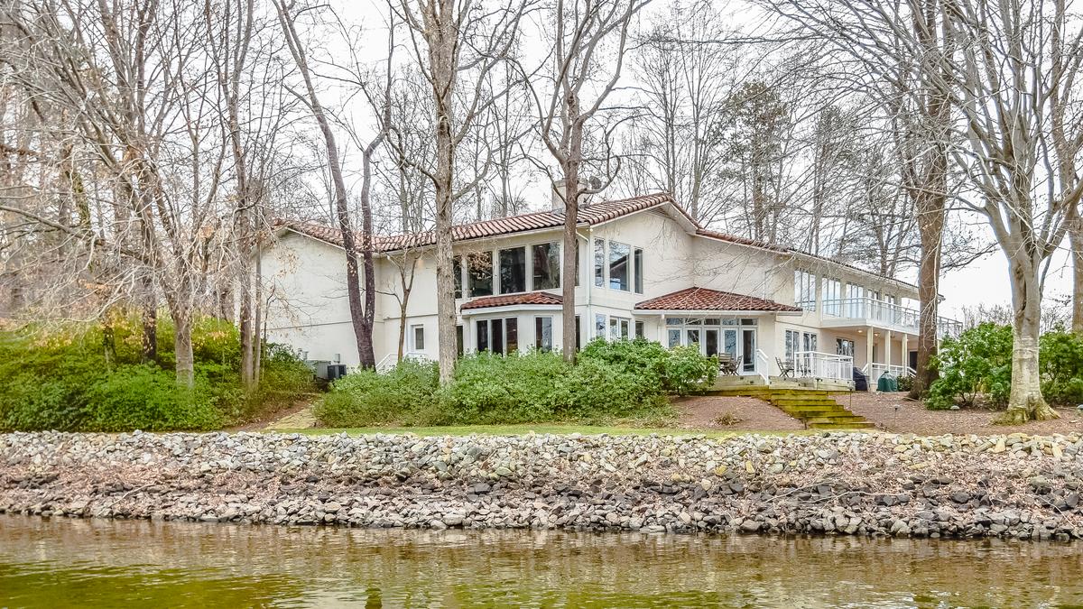 Lake Norman again crowned by Lake Homes Realty as largest lakefront