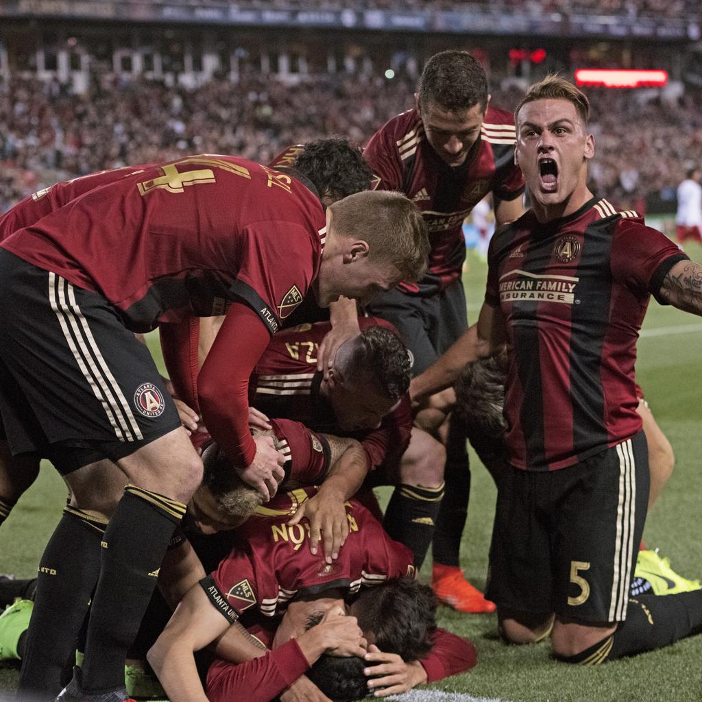 Atlanta home opener draws 72,035, largest single-game crowd in MLS