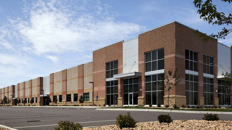 610 Commerce Center