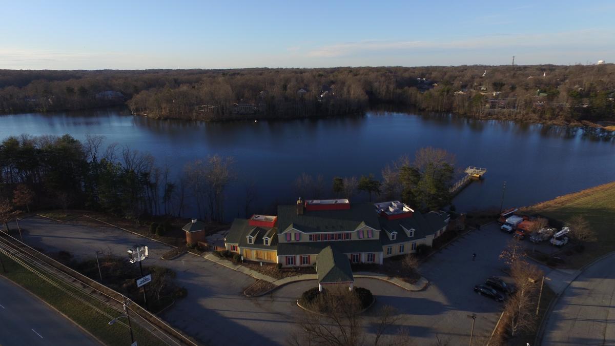 Kotis chooses Cone Boulevard site on Buffalo Lake for new Darryl's Wood