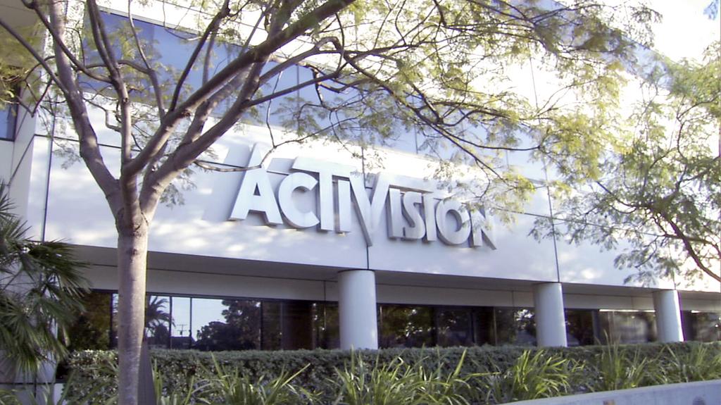 Microsoft President Brad Smith: The Activision Blizzard deal is now up to  the regulators - Neowin