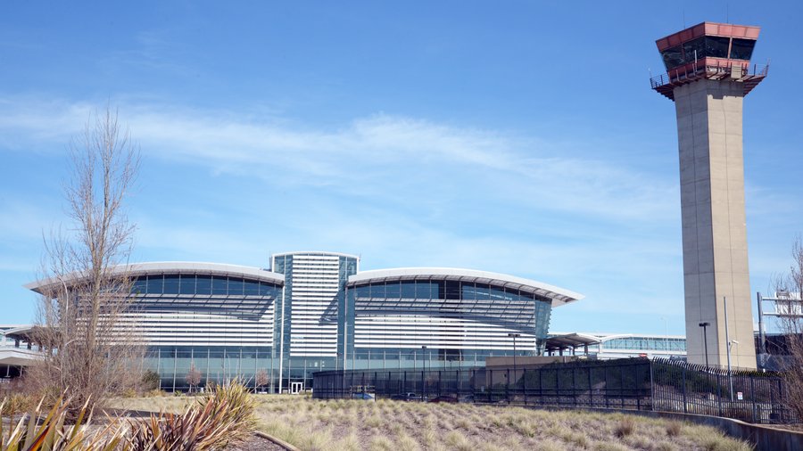 Leisure travel helps lead Sacramento International Airport recovery