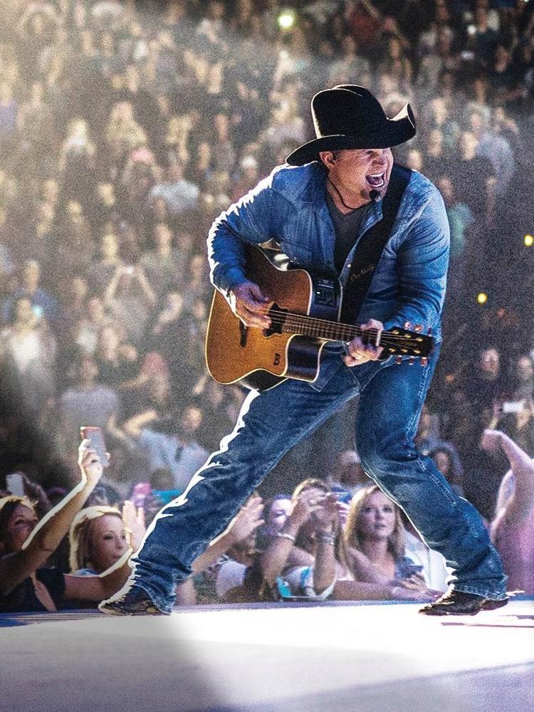 Garth Brooks to return to Rodeo Houston for first time since 1993 - Houston  Business Journal