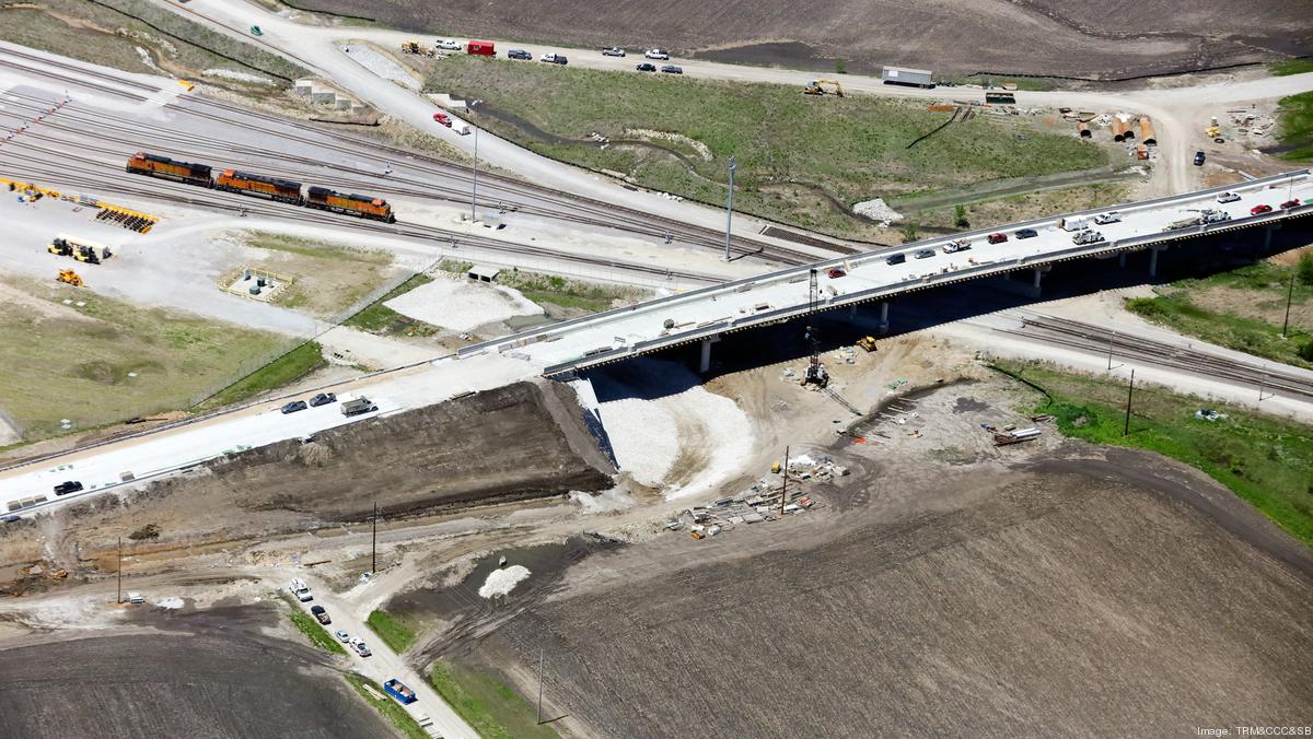 Capstone Awards 2017 Infrastructure Waverly Road designbuild