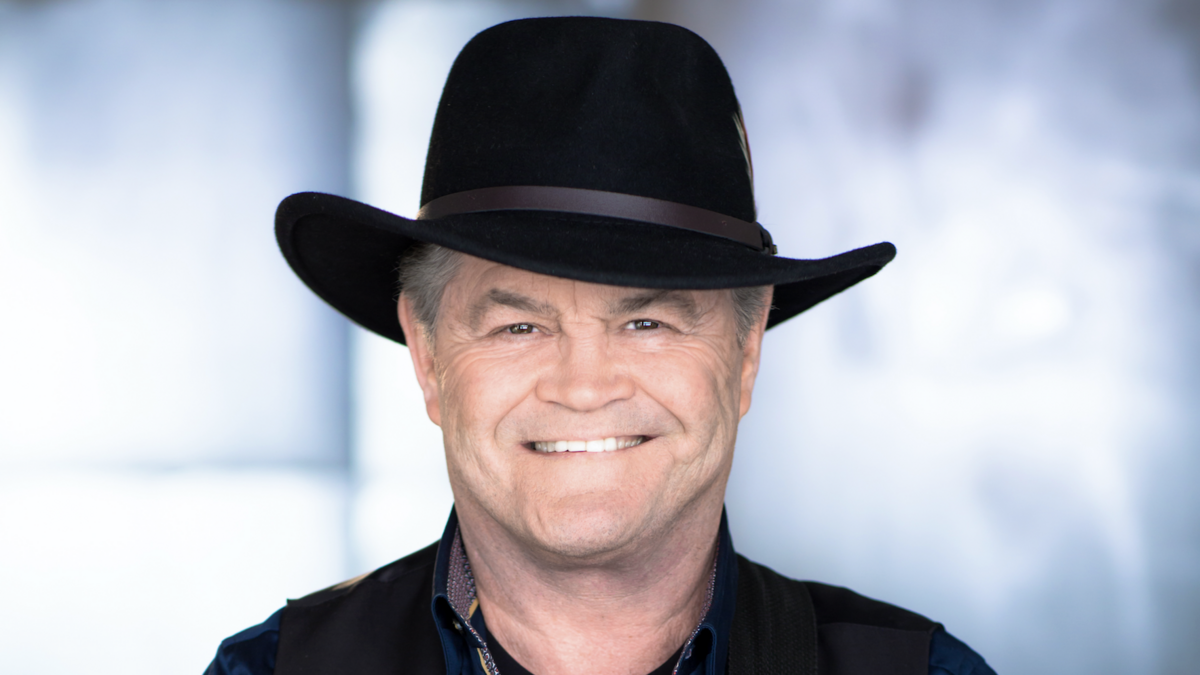 Q&A: Micky Dolenz of the Monkees talks Atlanta show, Broadway, Neil ...