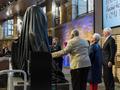 Statue of Braves legend Hank Aaron unveiled at Louisville Slugger Museum –  95.5 WSB