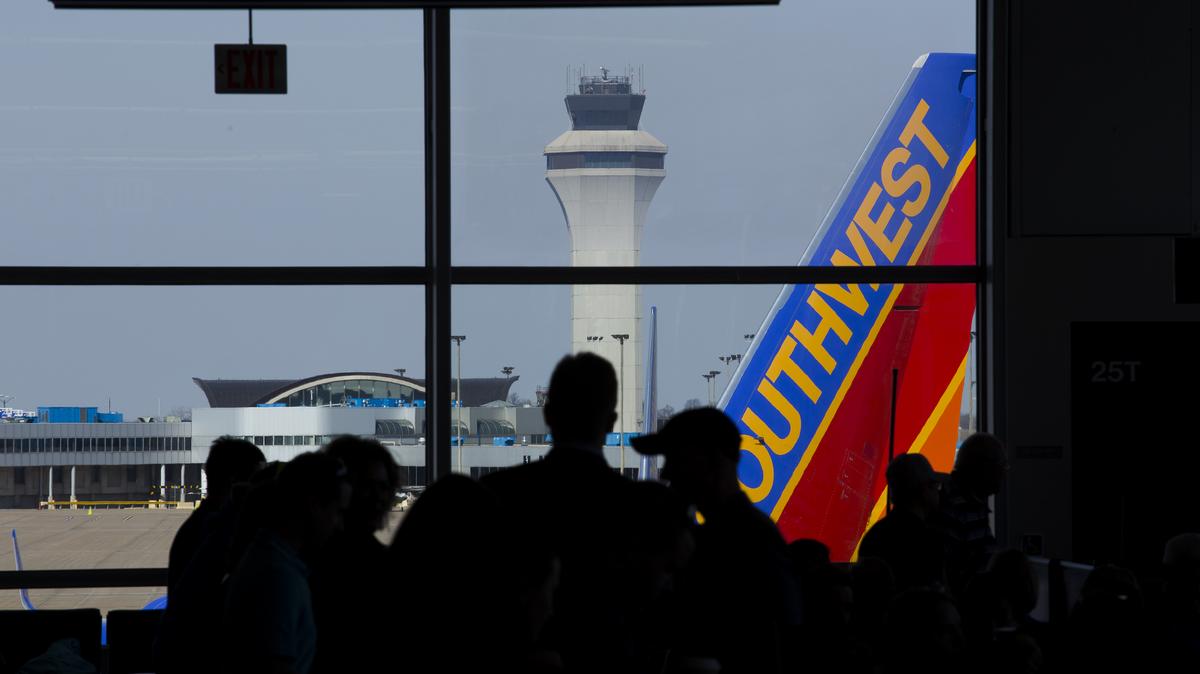 Burnt bagel forces evacuation at St. Louis Lambert International Airport - St. Louis Business ...