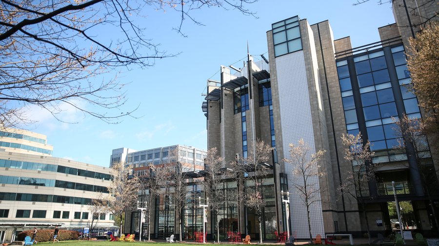 Johnson & Wales to transform uptown hotel into student housing