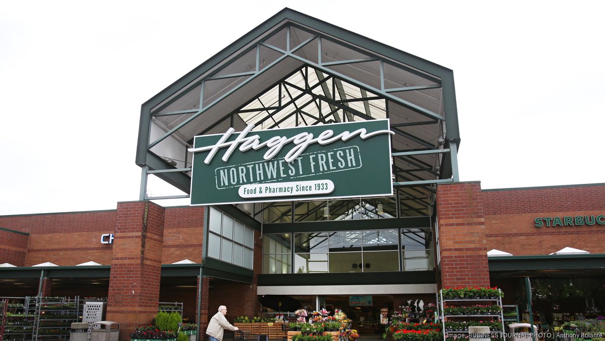 Kroger, Albertsons expand divestiture plan, to sell 579 stores to C&S ...