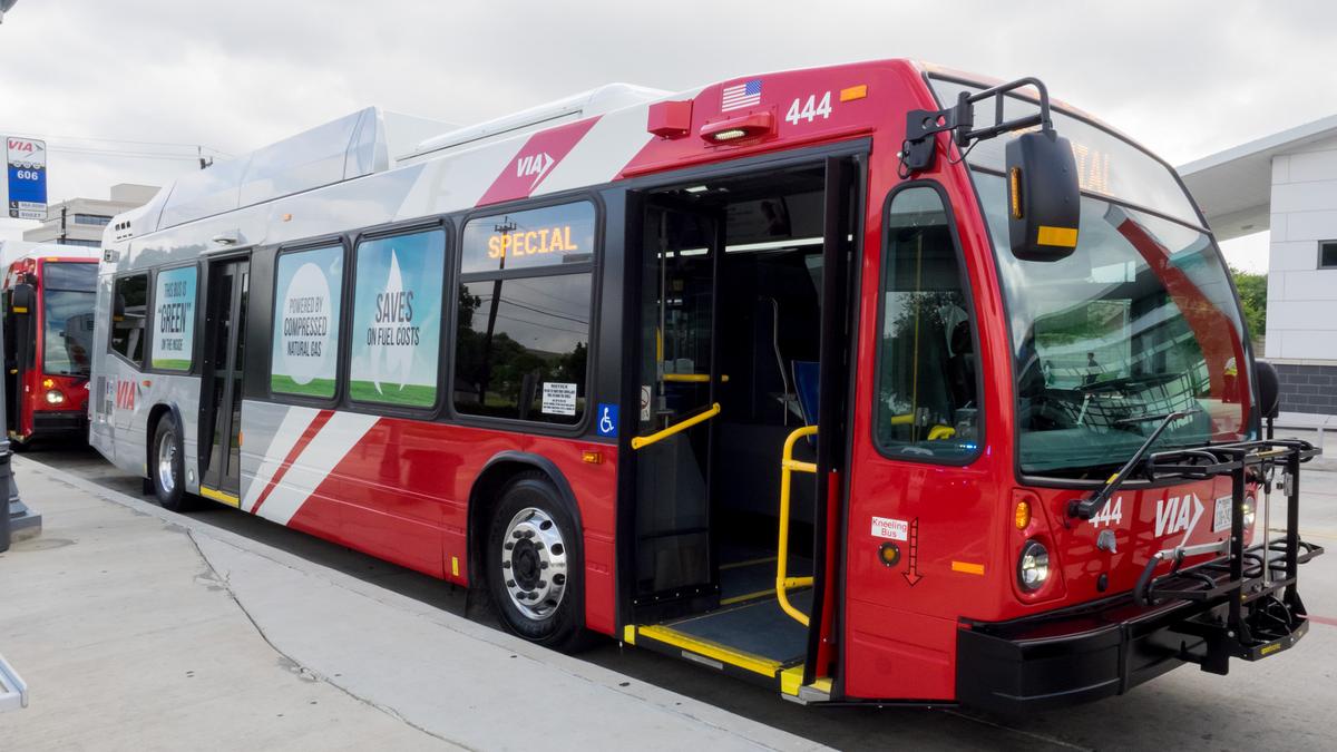 VIA debuts first buses in new natural gas-powered fleet - San Antonio ...