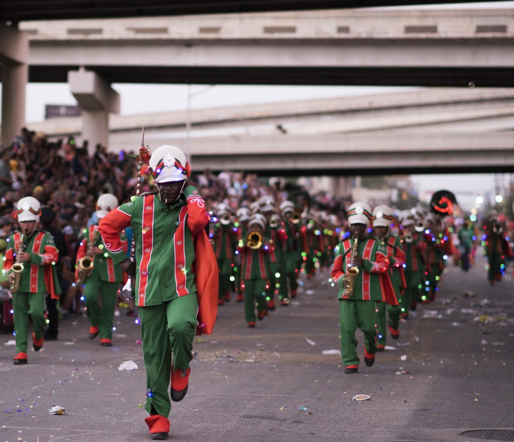 Fiesta Flambeau Parade draws more than 700,000 spectators (slideshow) - San  Antonio Business Journal