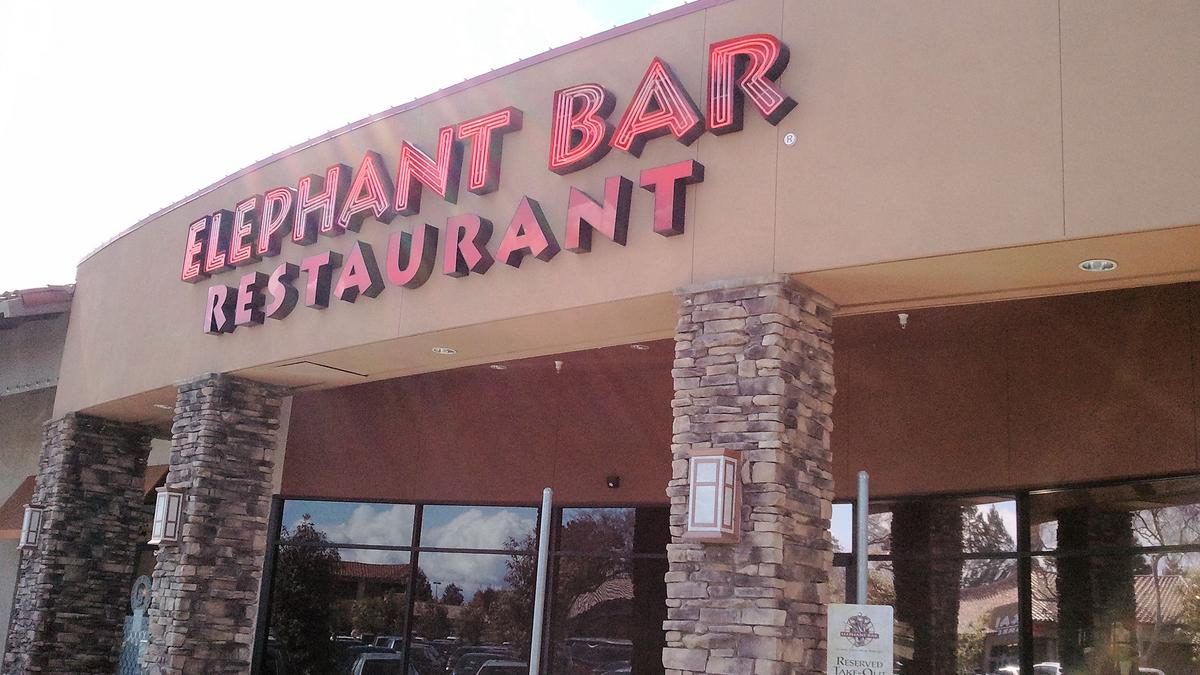 West County mall says Elephant Bar owes $819,000 in back rent - St. Louis  Business Journal