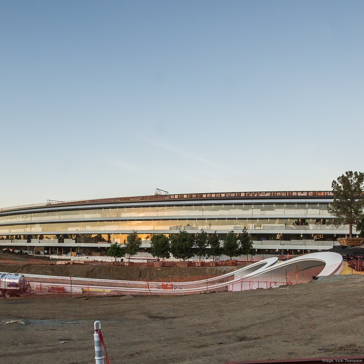 cupertino-38-031817*1200xx2583