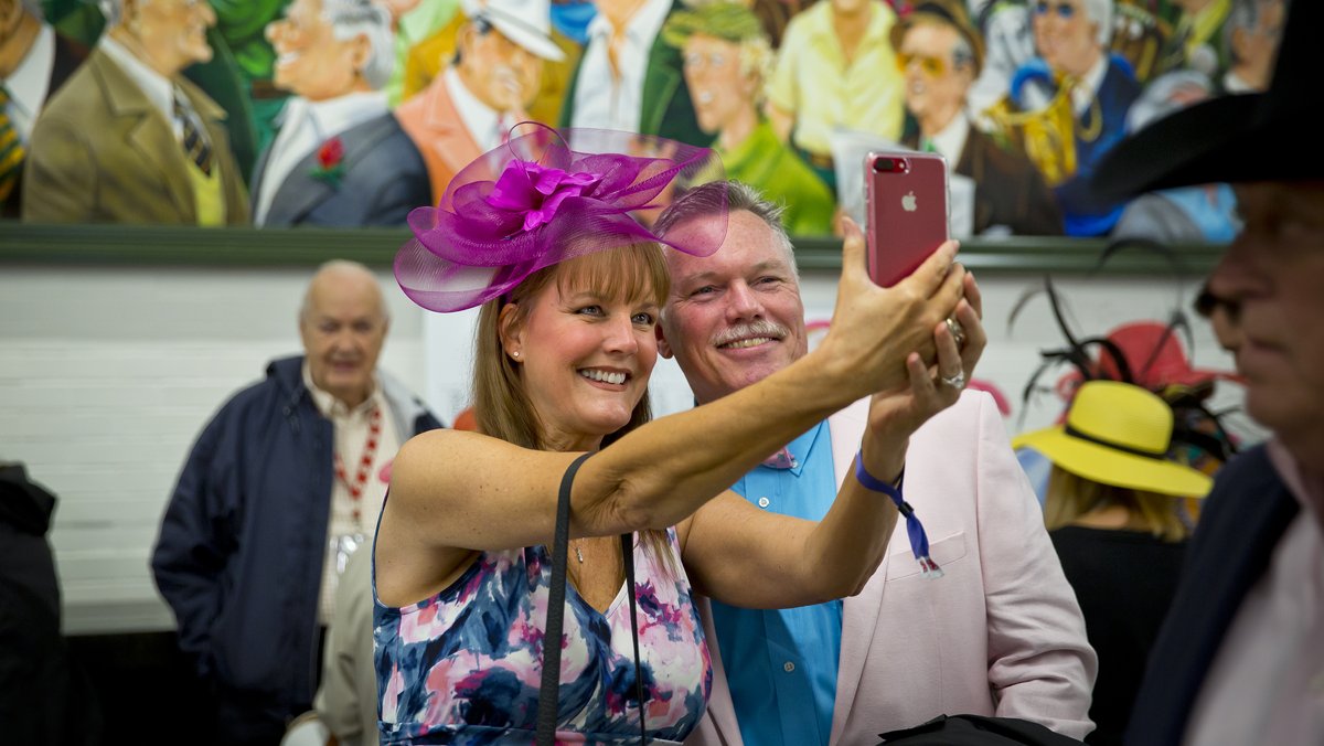 Churchill Downs clubhouse renovations draw praise during Kentucky Oaks