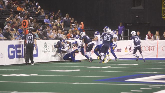 Crippled Arena Football League Shuts Down and Files Bankruptcy - Bloomberg