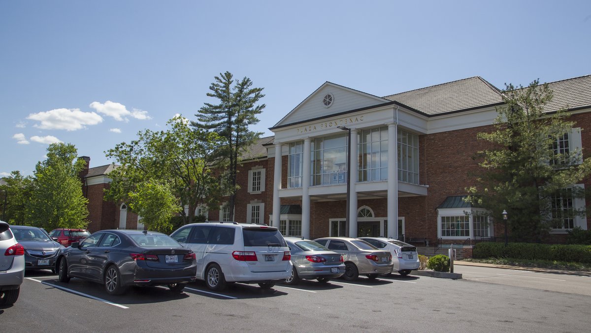 Luxury retailer Gucci opens new store at Plaza Frontenac St. Louis