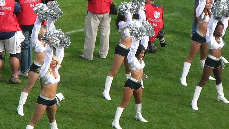 Raiderettes  Raiders cheerleaders, Oakland raiders, Cheerleading