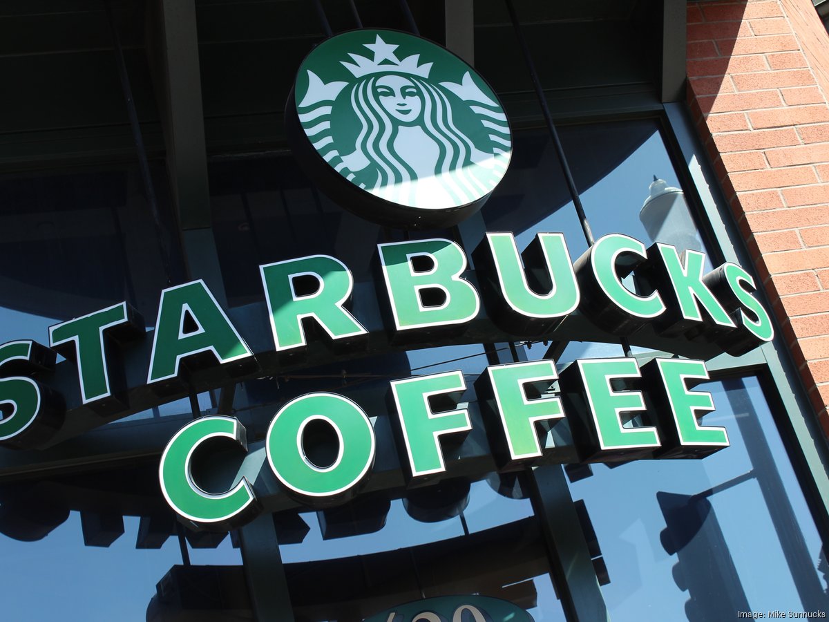 Employees at Starbucks Marquette location vote to unionize