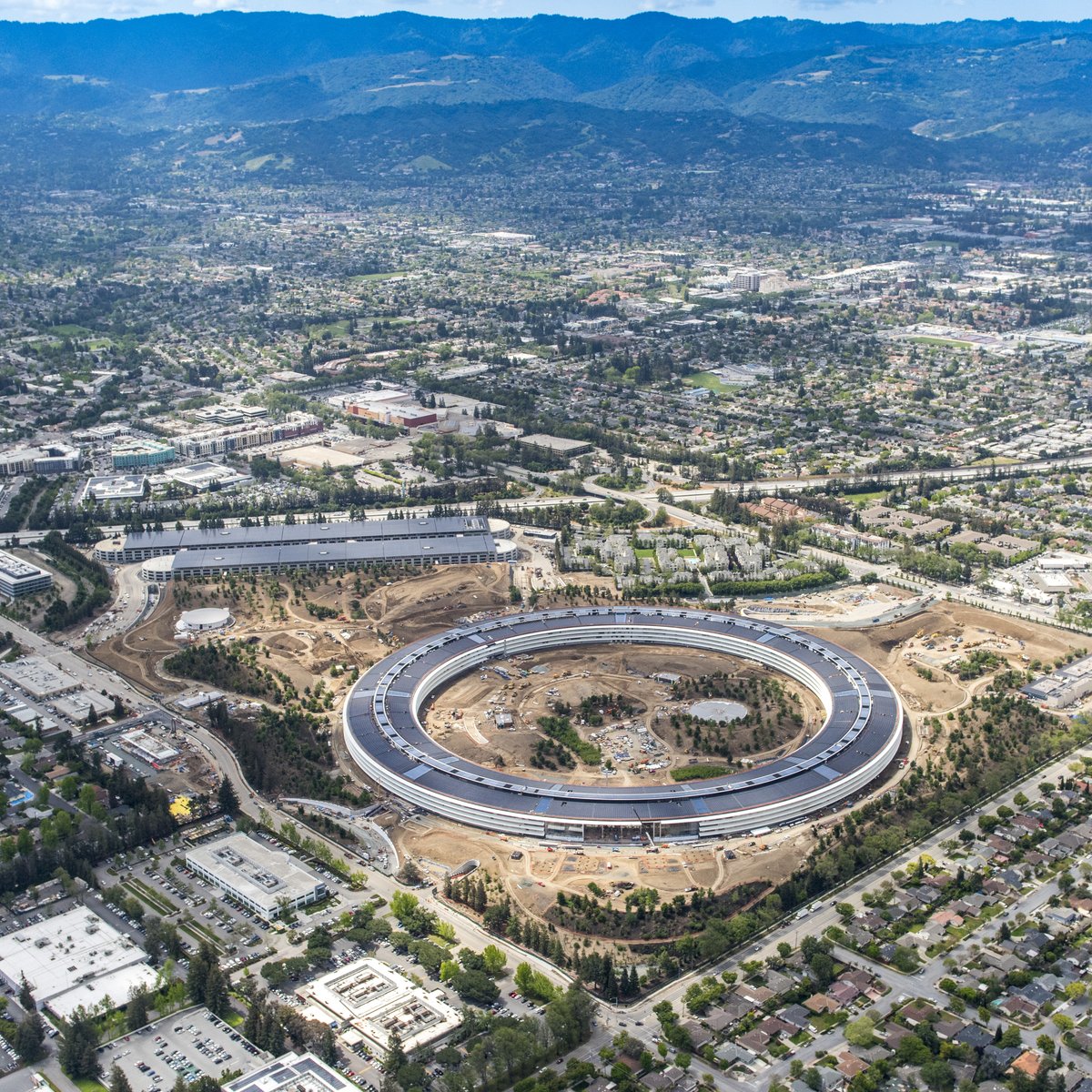 Texas misses out on Apple's new corporate campus