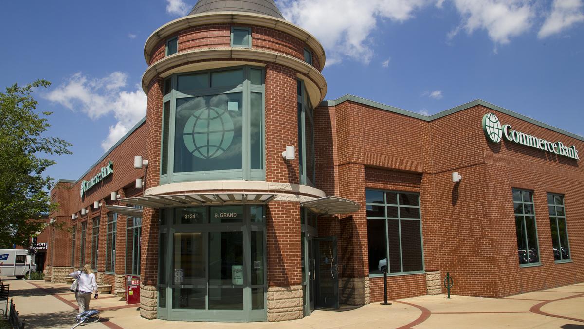 Commerce Bank joins companies suspending political contributions - St.  Louis Business Journal
