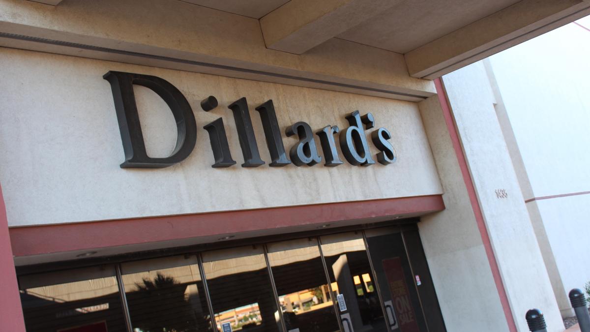 Dillard's Nashville Mall, Nashville, Tennessee