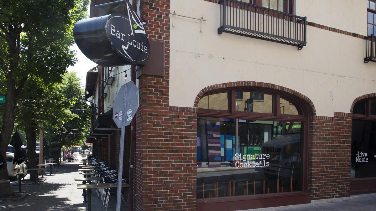 Bar Louie Central West End St Louis