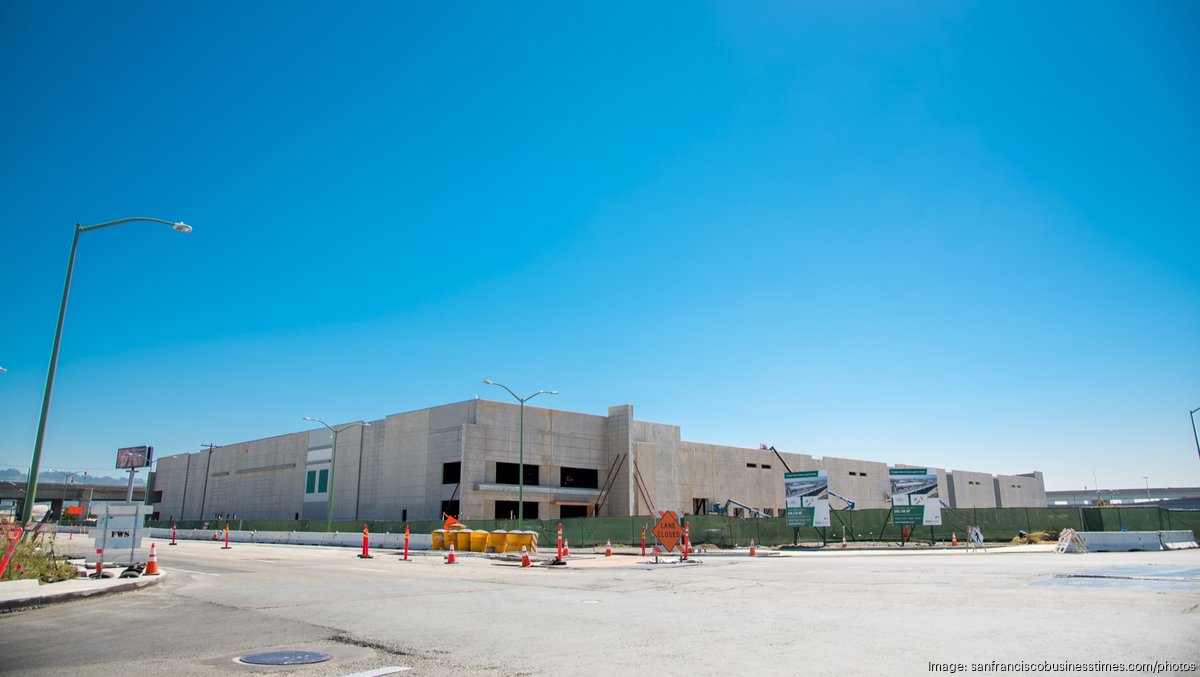 Oakland and Costco have an agreement to develop new store in grocery-hungry neighborhood - San Francisco Business Times