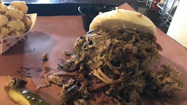 Dining In Dayton Bbq Restaurant Hard To Beat The Pulled Pork Sandwich At Texas Beef Cattle