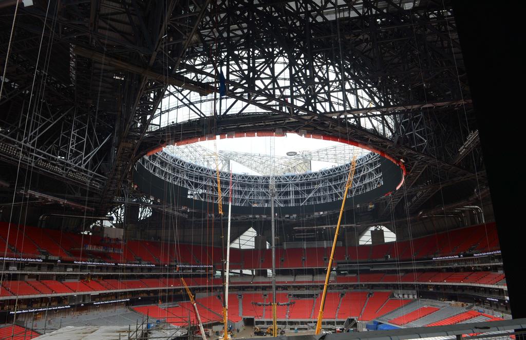 Mercedes-Benz Stadium 'lofty' looks - Coliseum
