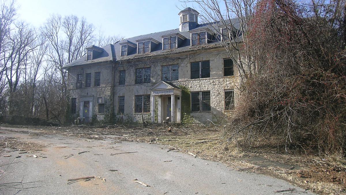 Howard Brown moves on Rosewood Hospital Center construction after '16