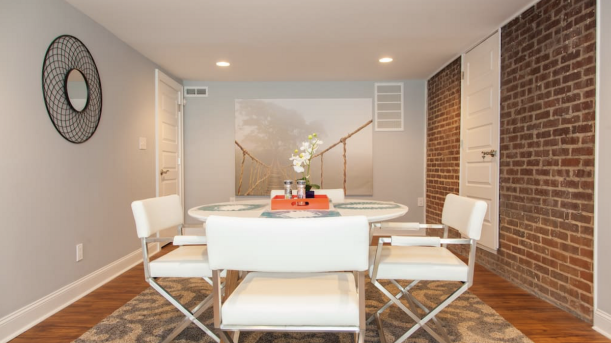 These Airbnb rentals in Charlotte land on the most 'wish lists