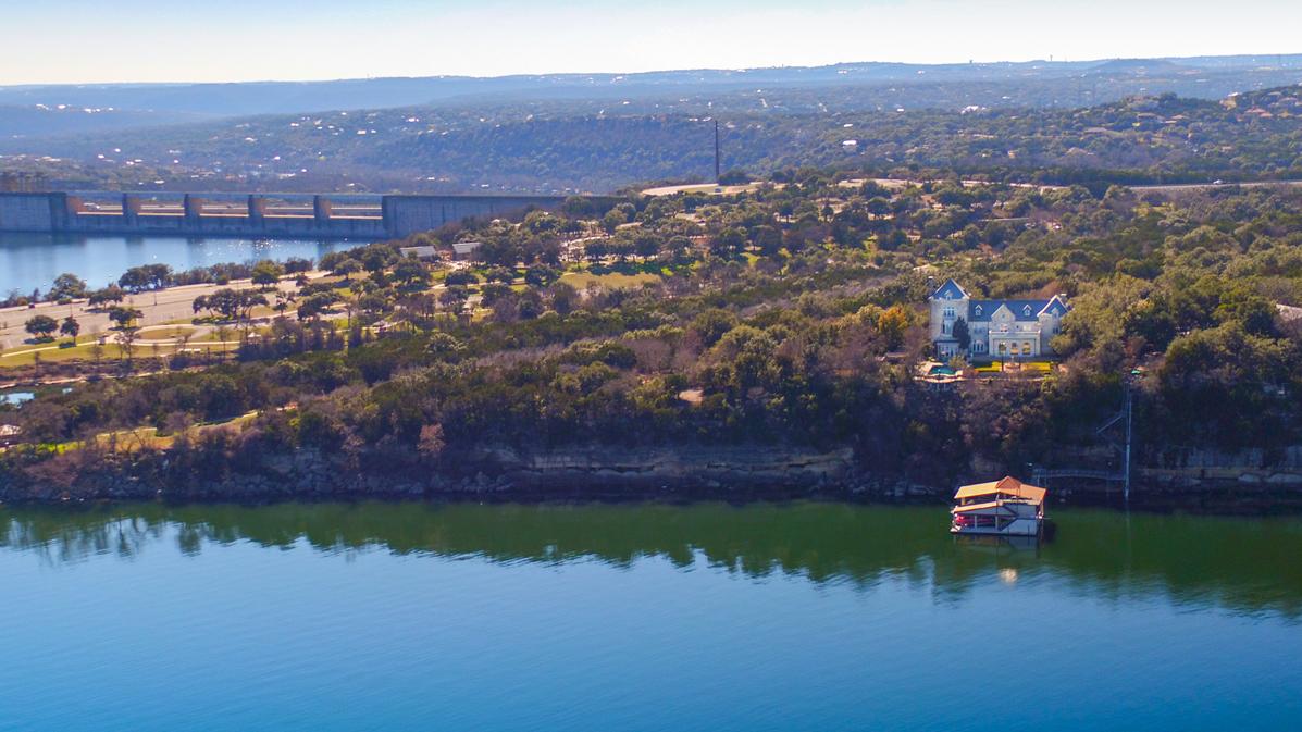 Commanders Point Estate price cut by 8M; Lake Travis mansion features