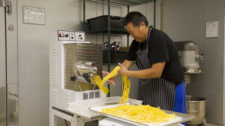 Katie Lee Collier and family launch mealkit company Vero Pizza and