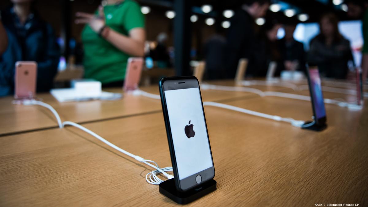 Apple opening bigger store at Raleigh’s Crabtree Valley Mall Triangle