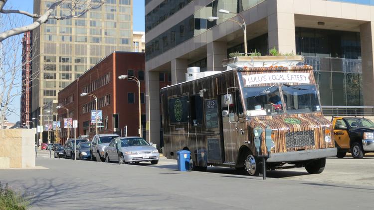 The Best Vegetarian Restaurants In St Louis Business Lulu S Local Eatery Started Off As A Food Truck But It Now Has Brick