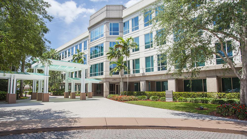 Carl DeSantis sells Peninsula Executive Center in Boca Raton to C