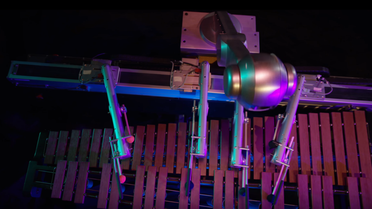 Tech develops robot that uses AI to create music (VIDEO