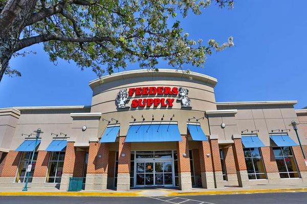 Feeders Supply Expands With Incredipet Acquisition New Louisville